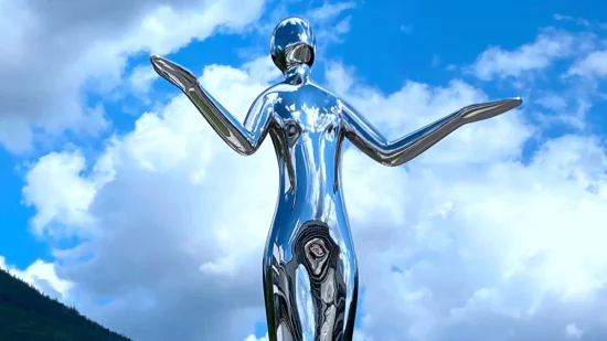 Mirror Polishing Stainless Steel Figure Sculpture